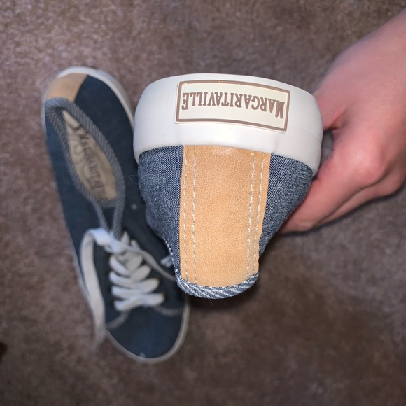 Shoes - Picture 2 of 3